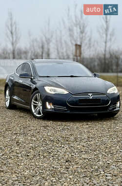 Лифтбек Tesla Model S 2013 в Коломые