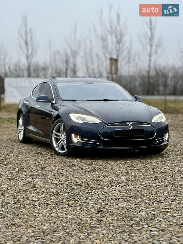 Tesla Model S 2013 Tesla Model S 2013