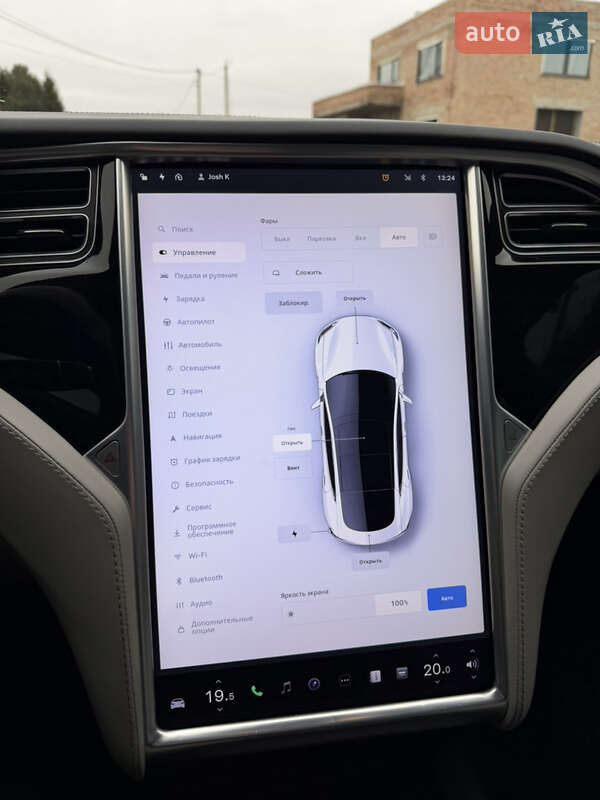 Ліфтбек Tesla Model S 2016 в Тернополі