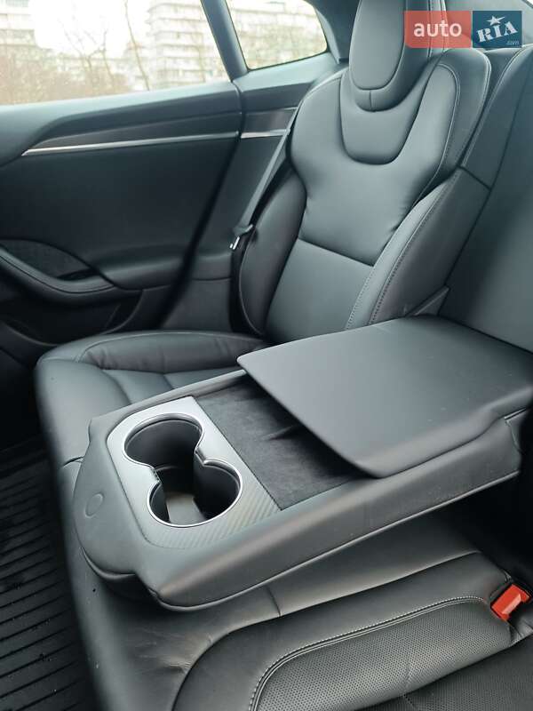 Ліфтбек Tesla Model S 2021 в Києві фото 11 Ліфтбек Tesla Model S 2021 в Києві