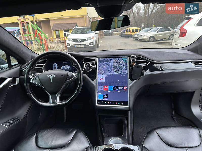 Лифтбек Tesla Model S 2014 в Хмельницком фото 11 Лифтбек Tesla Model S 2014 в Хмельницком