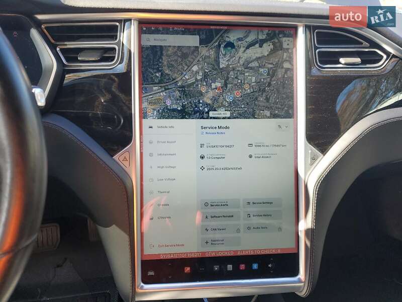Лифтбек Tesla Model S 2016 в Ивано-Франковске
