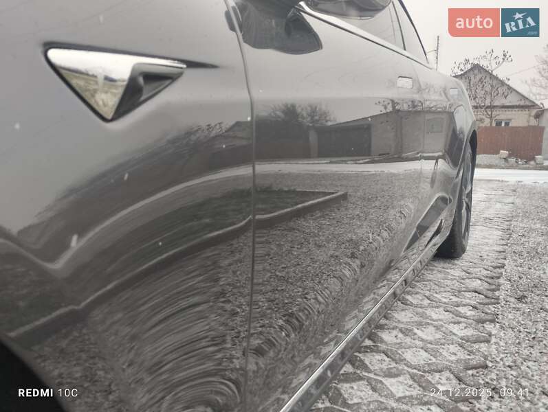 Ліфтбек Tesla Model S 2018 в Павлограді фото 12 Ліфтбек Tesla Model S 2018 в Павлограді
