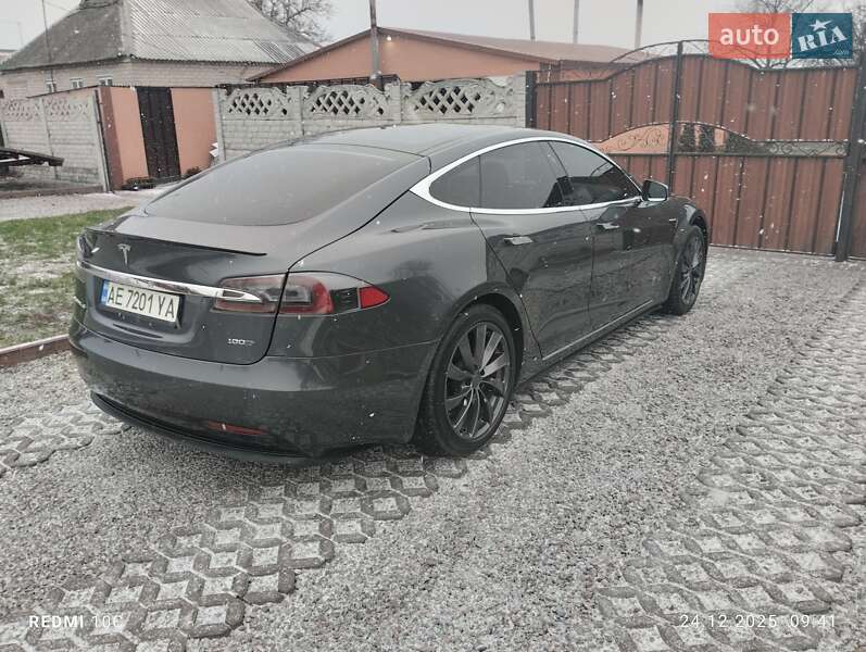 Ліфтбек Tesla Model S 2018 в Павлограді фото 15 Ліфтбек Tesla Model S 2018 в Павлограді