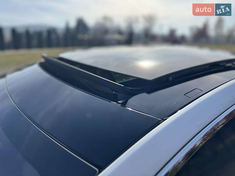 Ліфтбек Tesla Model S 2018 в Чернівцях