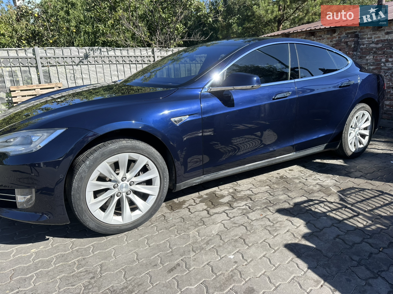 2015 Tesla Model S - мініатюра 8