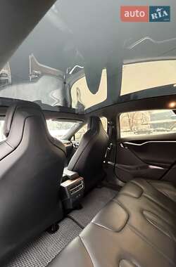 Лифтбек Tesla Model S 2017 в Запорожье