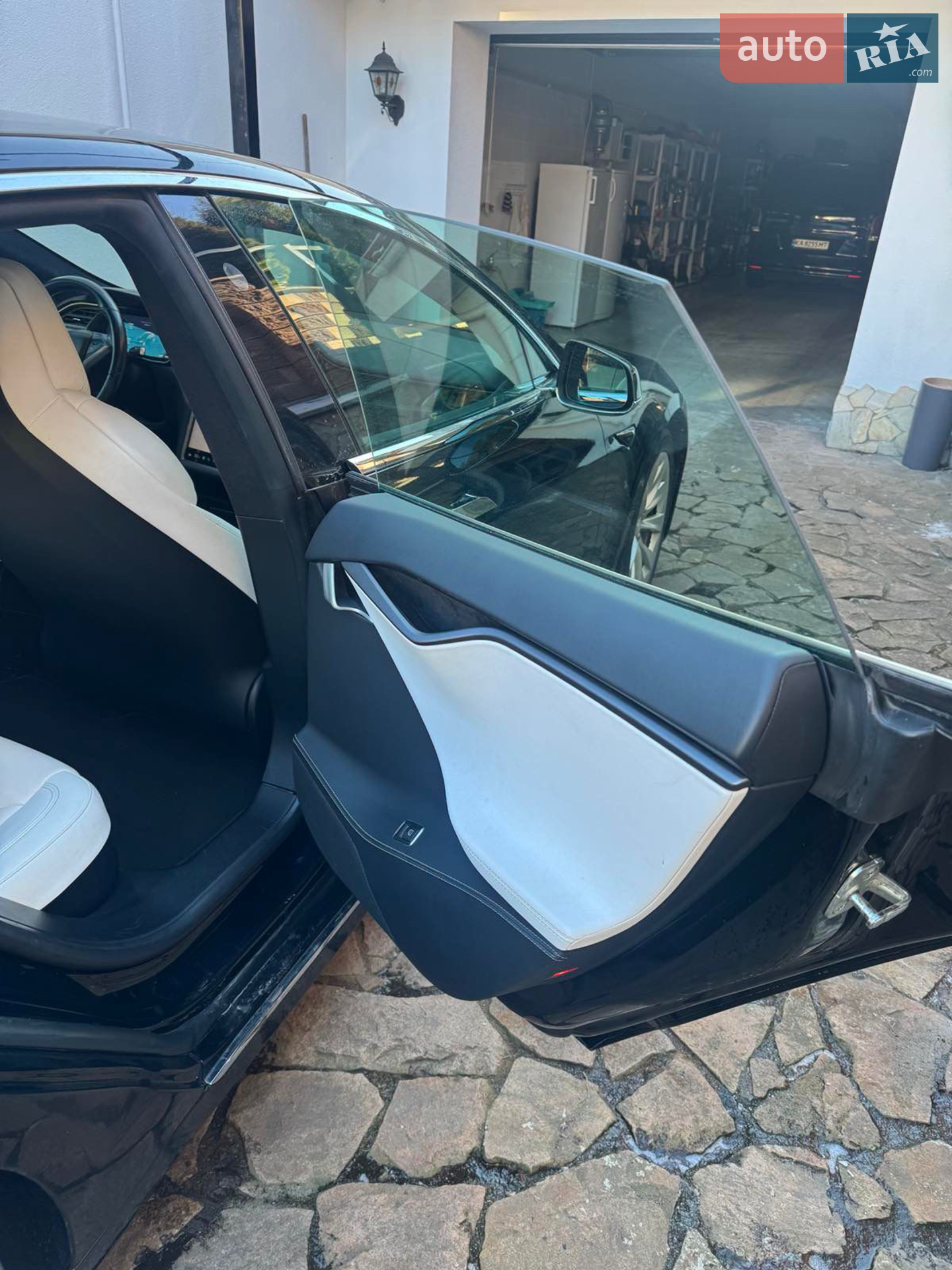 2019 Tesla Model S - мініатюра 10