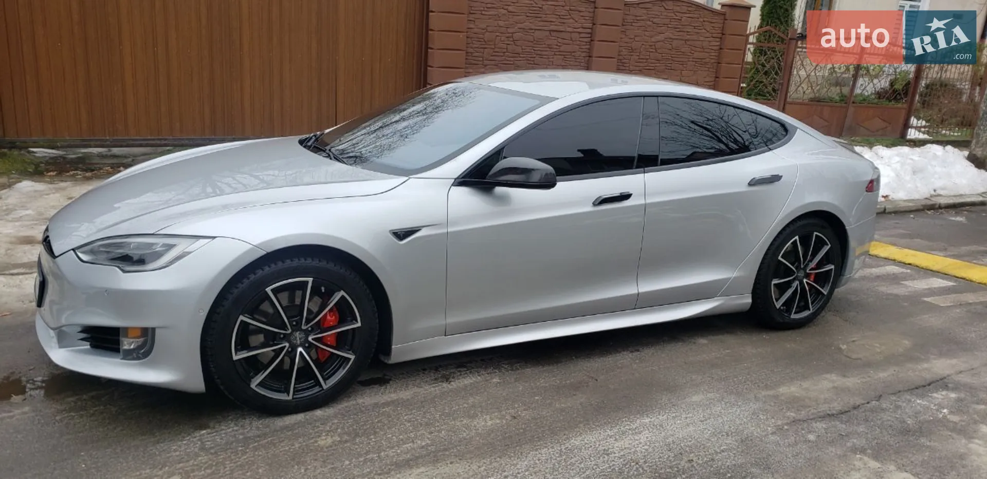 2014 Tesla Model S - мініатюра 2
