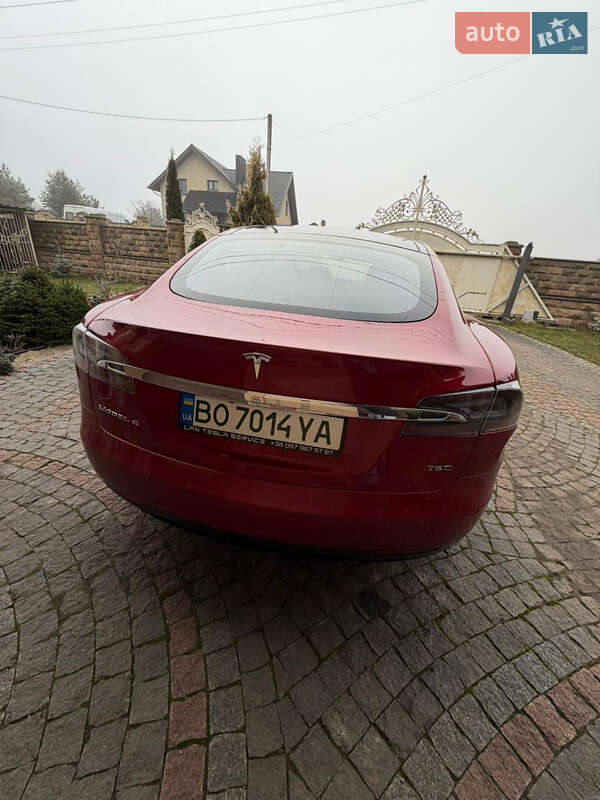 Лифтбек Tesla Model S 2018 в Тернополе