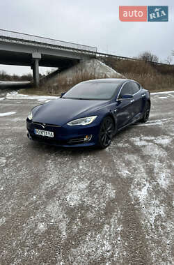 Ліфтбек Tesla Model S 2016 в Тернополі