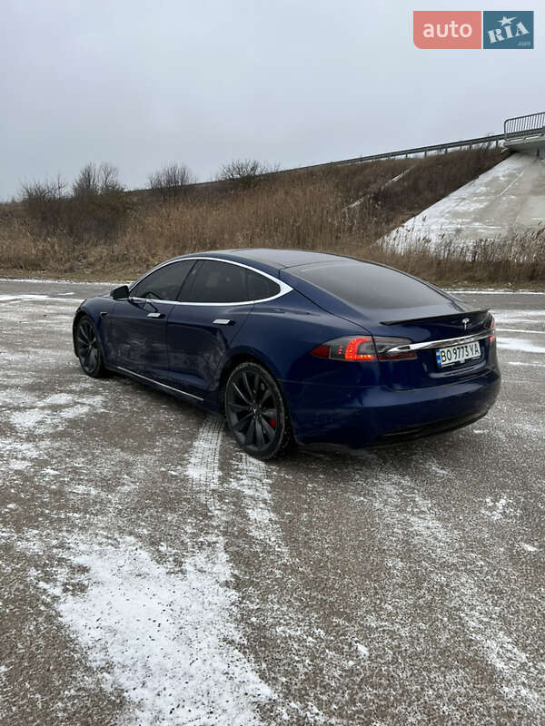 Ліфтбек Tesla Model S 2016 в Тернополі