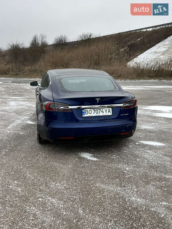 Лифтбек Tesla Model S 2020 в Тернополе