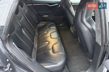 Лифтбек Tesla Model S 2015 в Ровно фото 21 Лифтбек Tesla Model S 2015 в Ровно