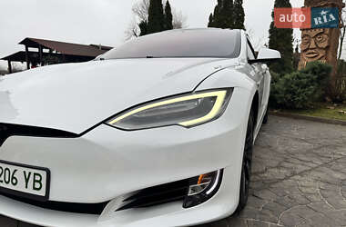 Ліфтбек Tesla Model S 2020 в Дніпрі