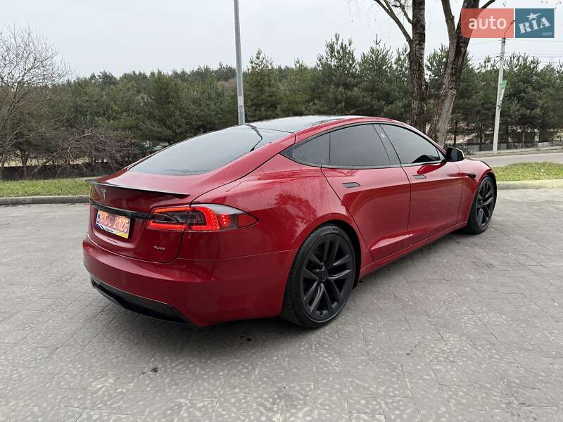 Лифтбек Tesla Model S 2021 в Львове