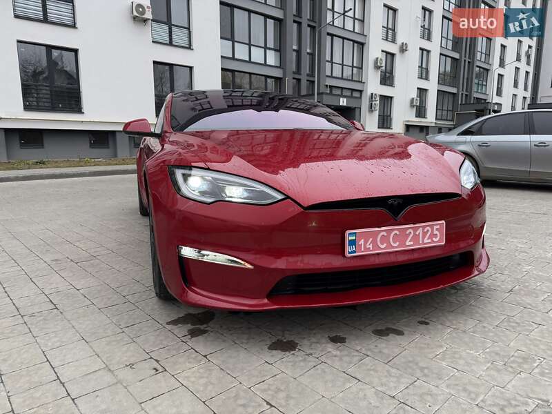 Лифтбек Tesla Model S 2021 в Львове