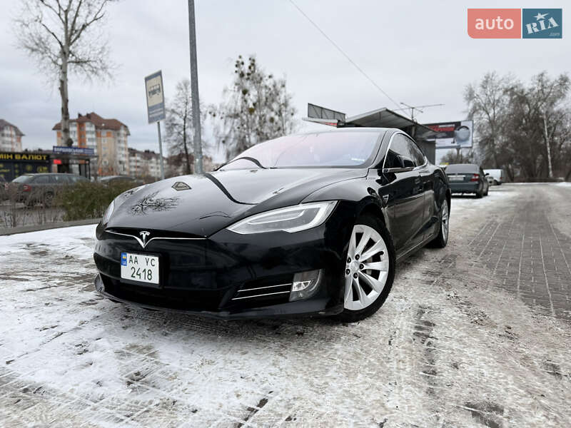 Tesla Model S 2017