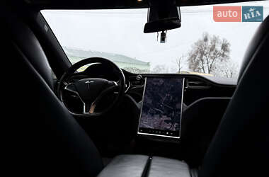 Ліфтбек Tesla Model S 2017 в Києві