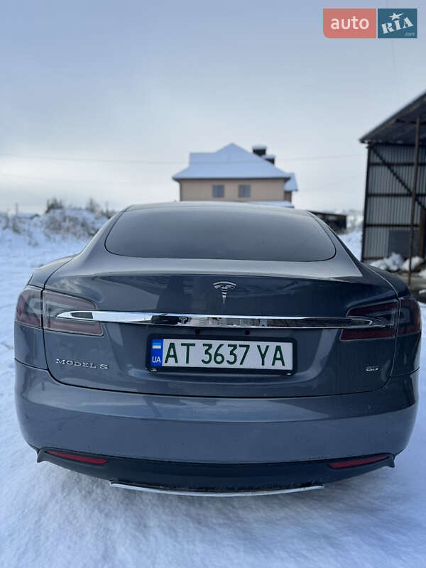 Лифтбек Tesla Model S 2013 в Долине фото 4 Лифтбек Tesla Model S 2013 в Долине