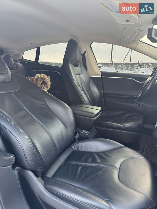 Лифтбек Tesla Model S 2013 в Долине фото 26 Лифтбек Tesla Model S 2013 в Долине