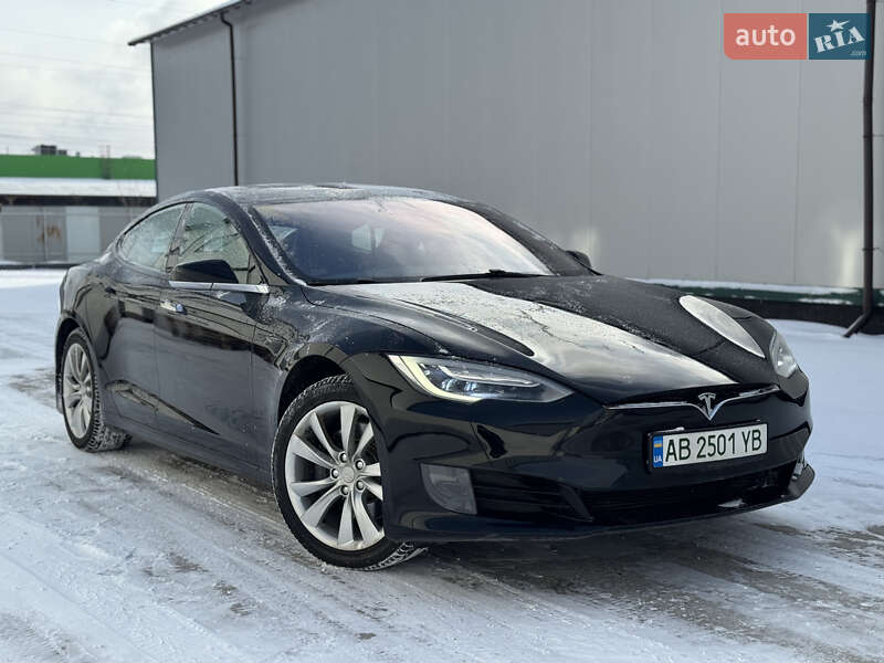 Tesla Model S 2017
