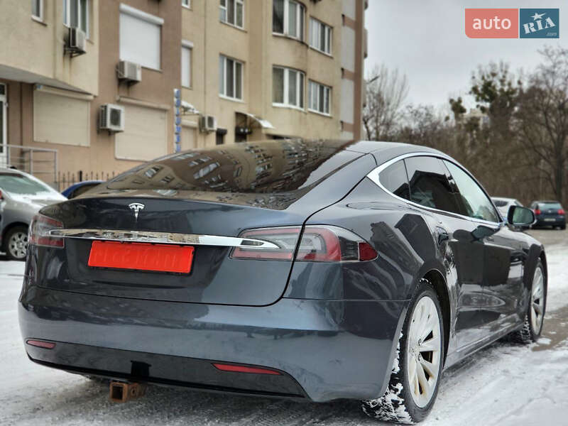 Ліфтбек Tesla Model S 2017 в Києві фото 6 Ліфтбек Tesla Model S 2017 в Києві