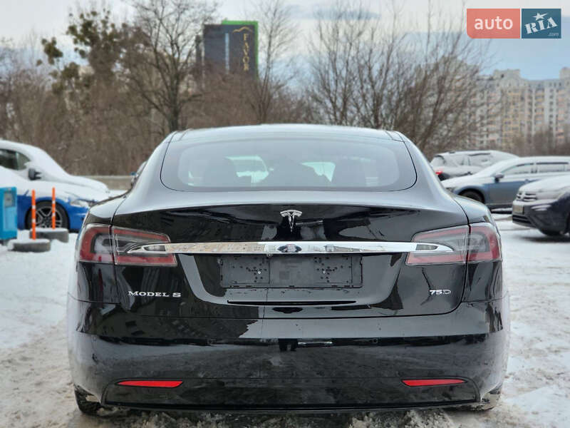 Ліфтбек Tesla Model S 2017 в Києві фото 8 Ліфтбек Tesla Model S 2017 в Києві