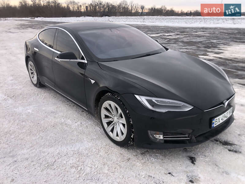 Лифтбек Tesla Model S 2017 в Виннице фото 4 Лифтбек Tesla Model S 2017 в Виннице