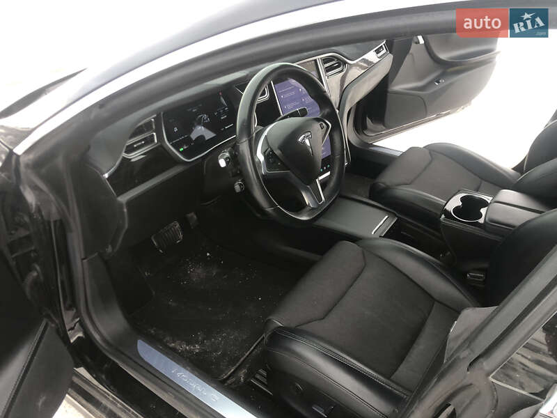 Лифтбек Tesla Model S 2017 в Виннице фото 9 Лифтбек Tesla Model S 2017 в Виннице