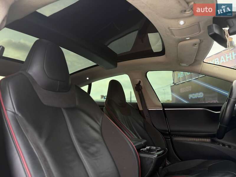 Лифтбек Tesla Model S 2013 в Запорожье