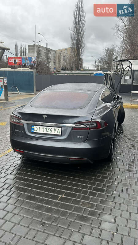 Лифтбек Tesla Model S 2015 в Одессе