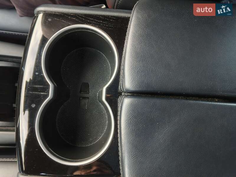 Лифтбек Tesla Model S 2017 в Киеве