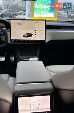Лифтбек Tesla Model S 2022 в Киеве