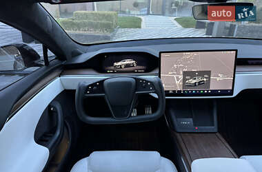Лифтбек Tesla Model S 2022 в Ужгороде