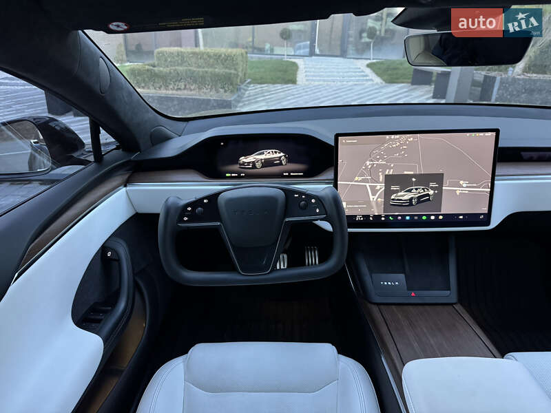 Ліфтбек Tesla Model S 2022 в Ужгороді