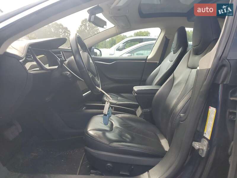 Лифтбек Tesla Model S 2014 в Житомире