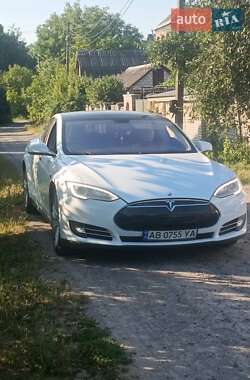 Ліфтбек Tesla Model S 2014 в Вінниці