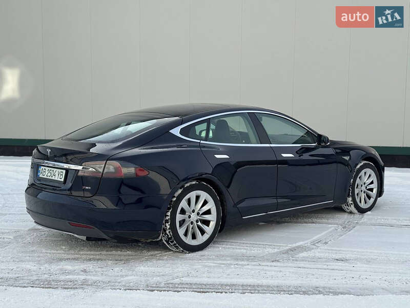 Ліфтбек Tesla Model S 2013 в Вінниці