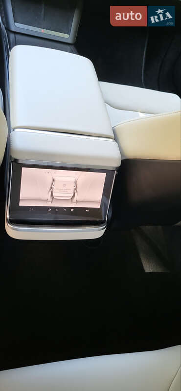 Ліфтбек Tesla Model S 2021 в Києві