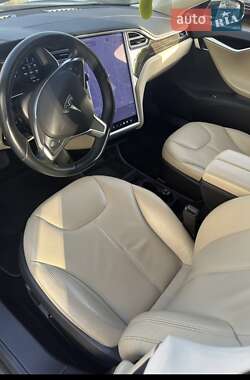 Лифтбек Tesla Model S 2014 в Киеве