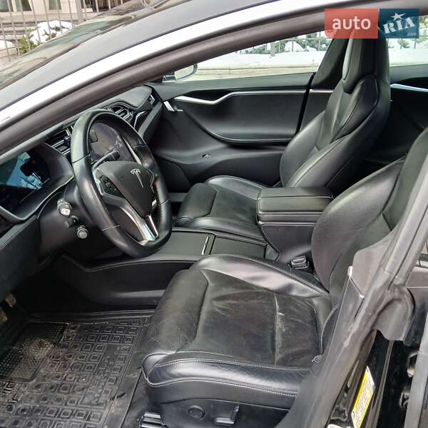 Ліфтбек Tesla Model S 2017 в Києві