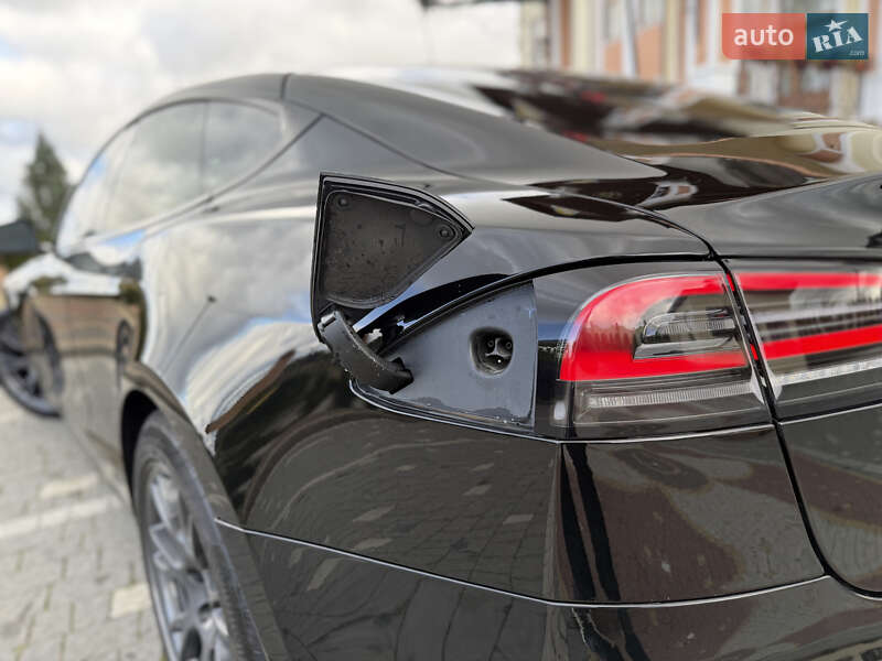 Лифтбек Tesla Model S 2024 в Дрогобыче