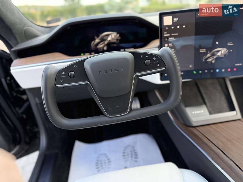 Лифтбек Tesla Model S 2024 в Дрогобыче