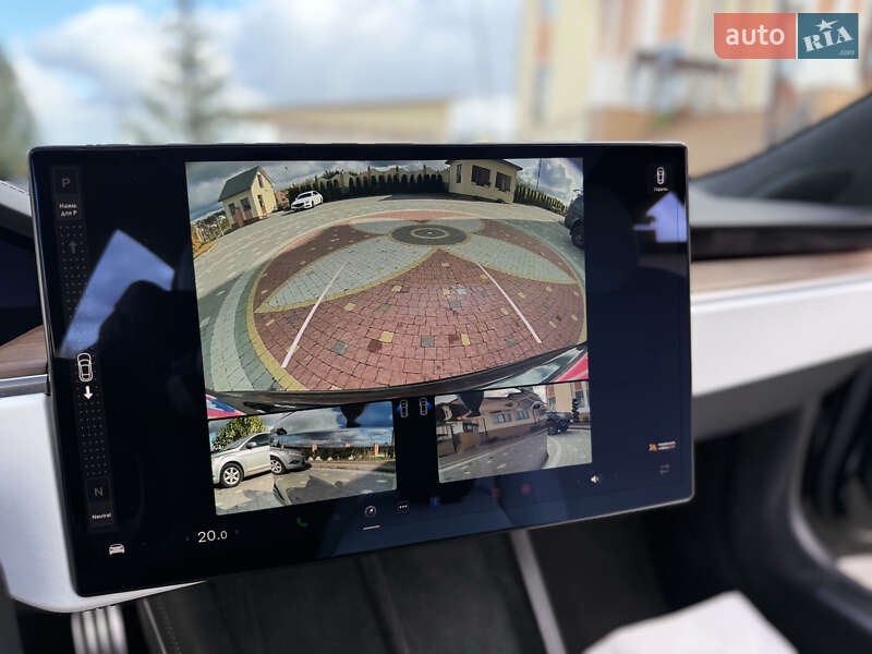 Лифтбек Tesla Model S 2024 в Дрогобыче