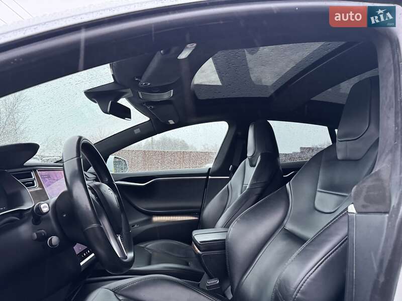 Ліфтбек Tesla Model S 2016 в Бучі фото 25 Ліфтбек Tesla Model S 2016 в Бучі
