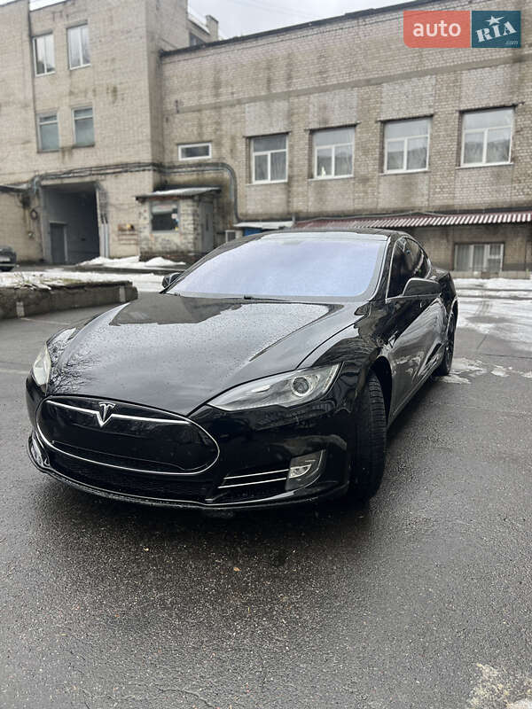 Лифтбек Tesla Model S 2014 в Харькове
