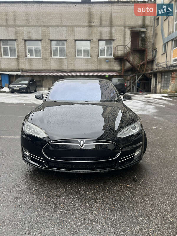 Лифтбек Tesla Model S 2014 в Харькове