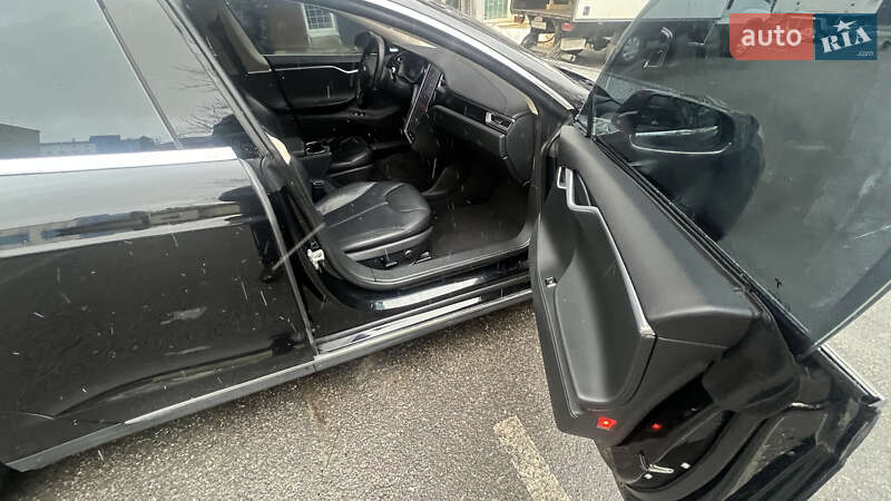 Лифтбек Tesla Model S 2014 в Харькове