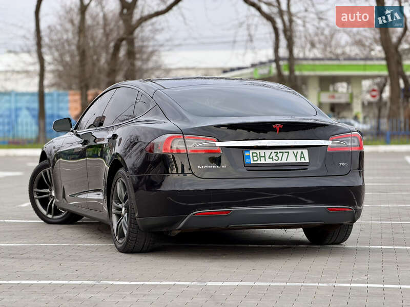 Лифтбек Tesla Model S 2015 в Одессе фото 4 Лифтбек Tesla Model S 2015 в Одессе